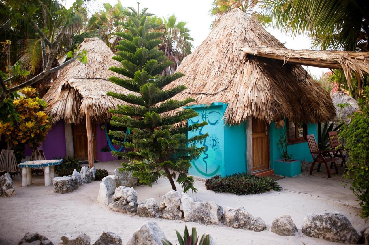 Nacional Beach Club & Bungalows Mahahual Exterior photo